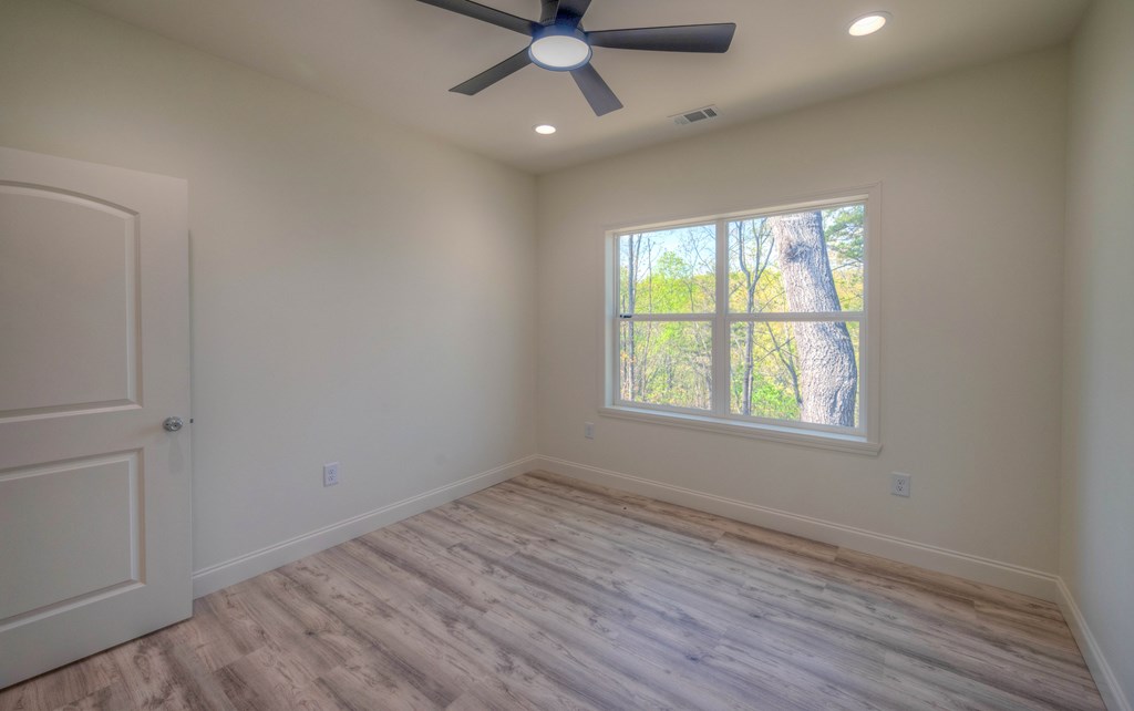 415007 Blairsville Residential