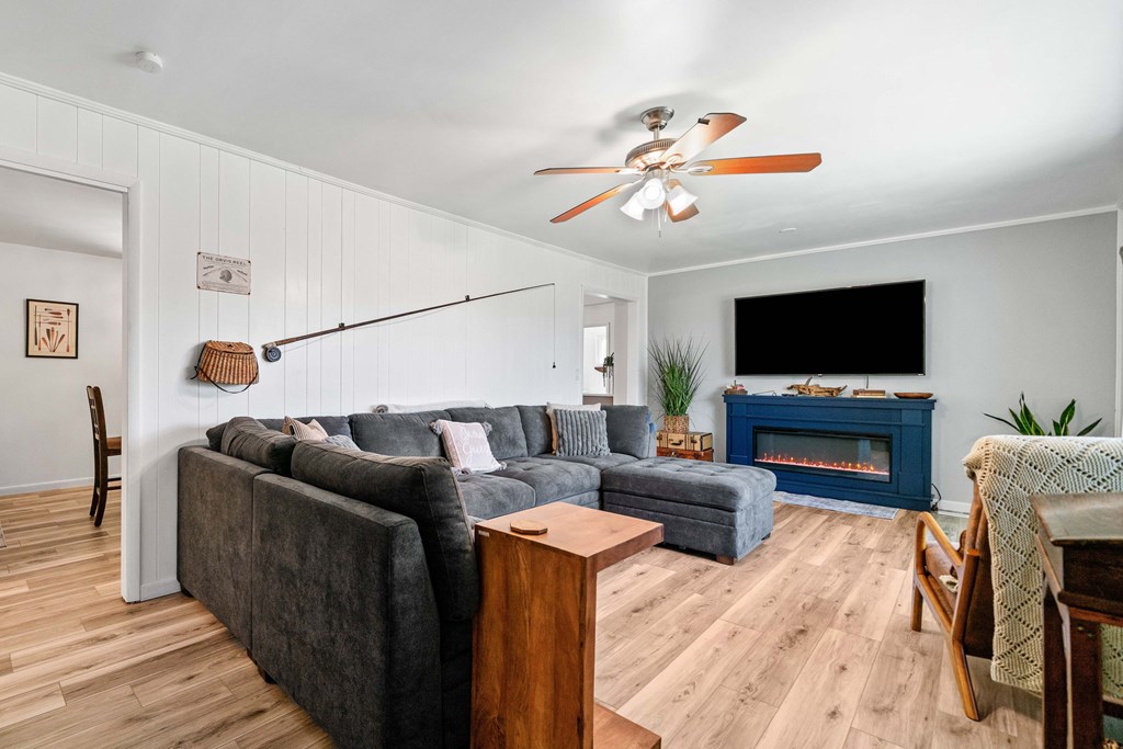 415009 Mineral Bluff Residential
