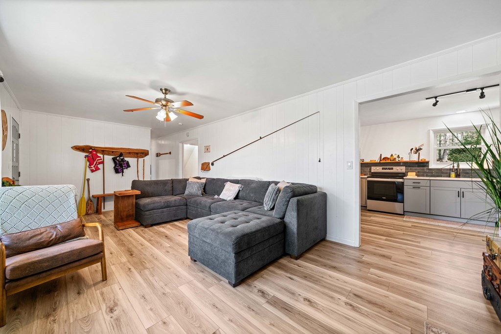 415009 Mineral Bluff Residential