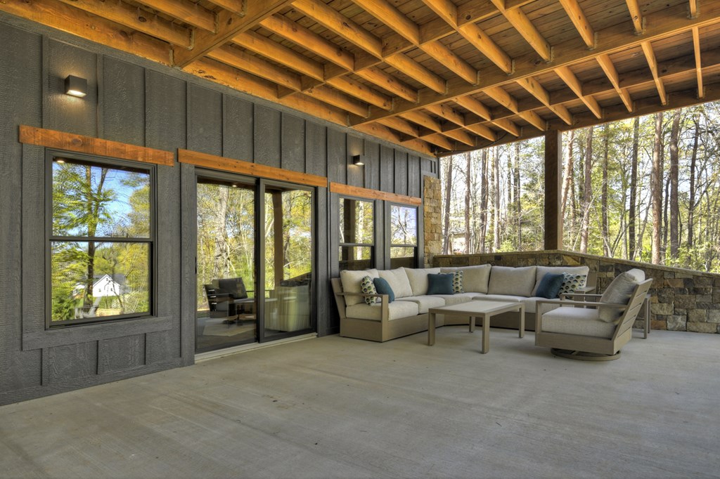 415013 Morganton Residential