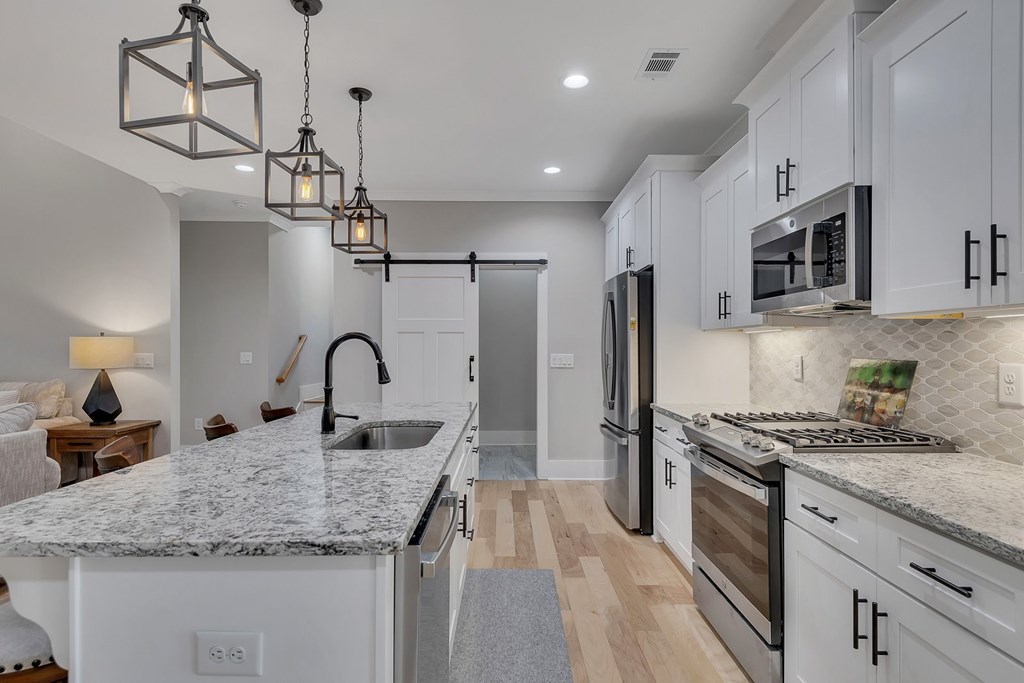 415015 Marietta Residential
