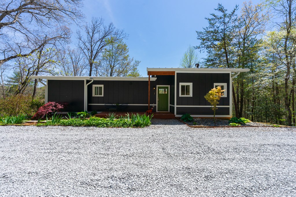 415017 Clayton Residential