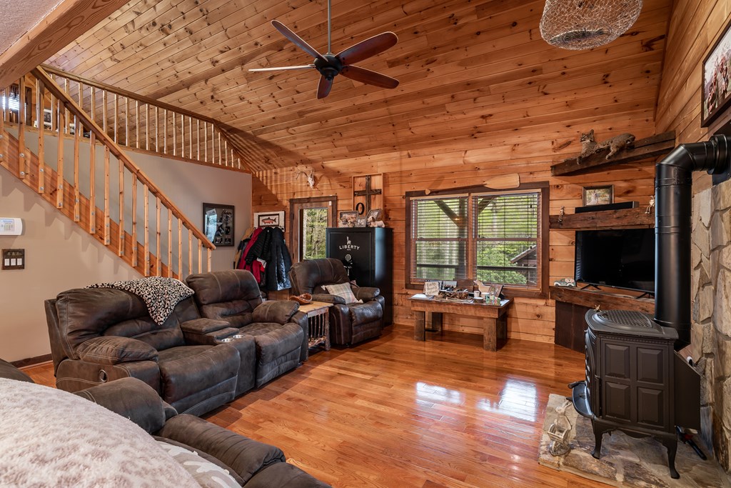 415027 Blairsville Residential