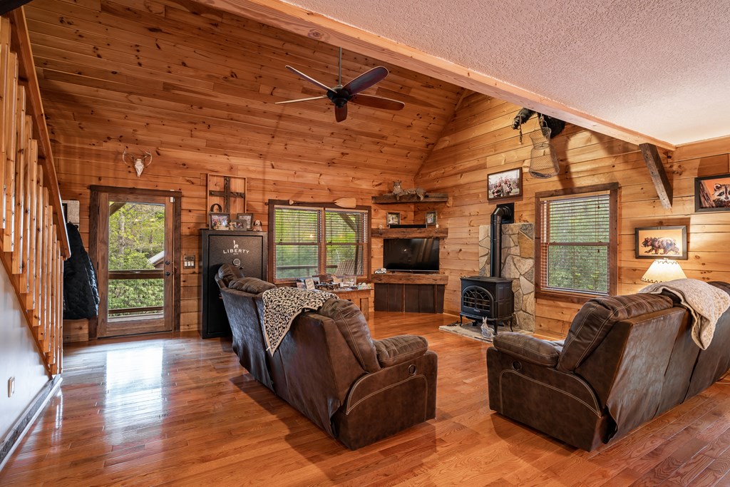 415027 Blairsville Residential