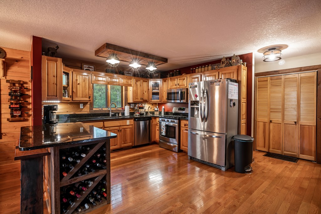 415027 Blairsville Residential