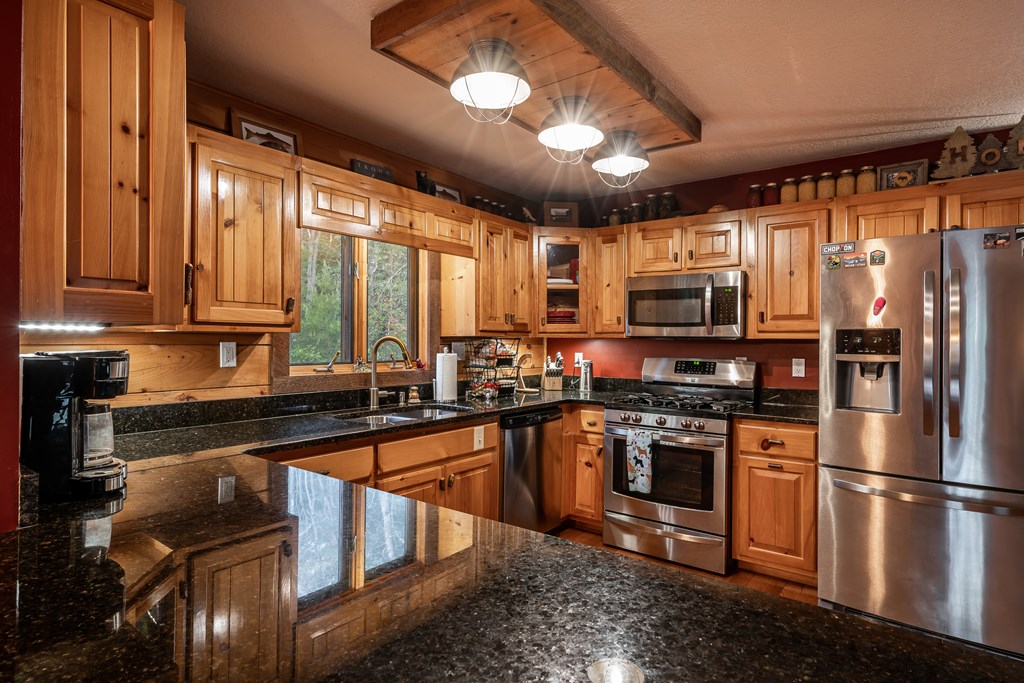415027 Blairsville Residential