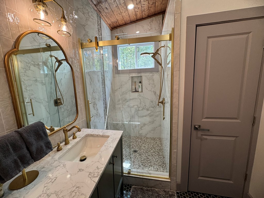 415042 Ellijay Residential