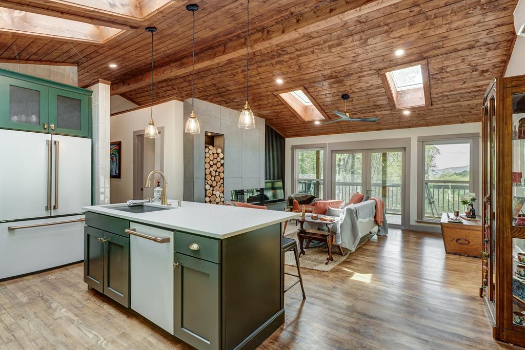 415042 Ellijay Residential