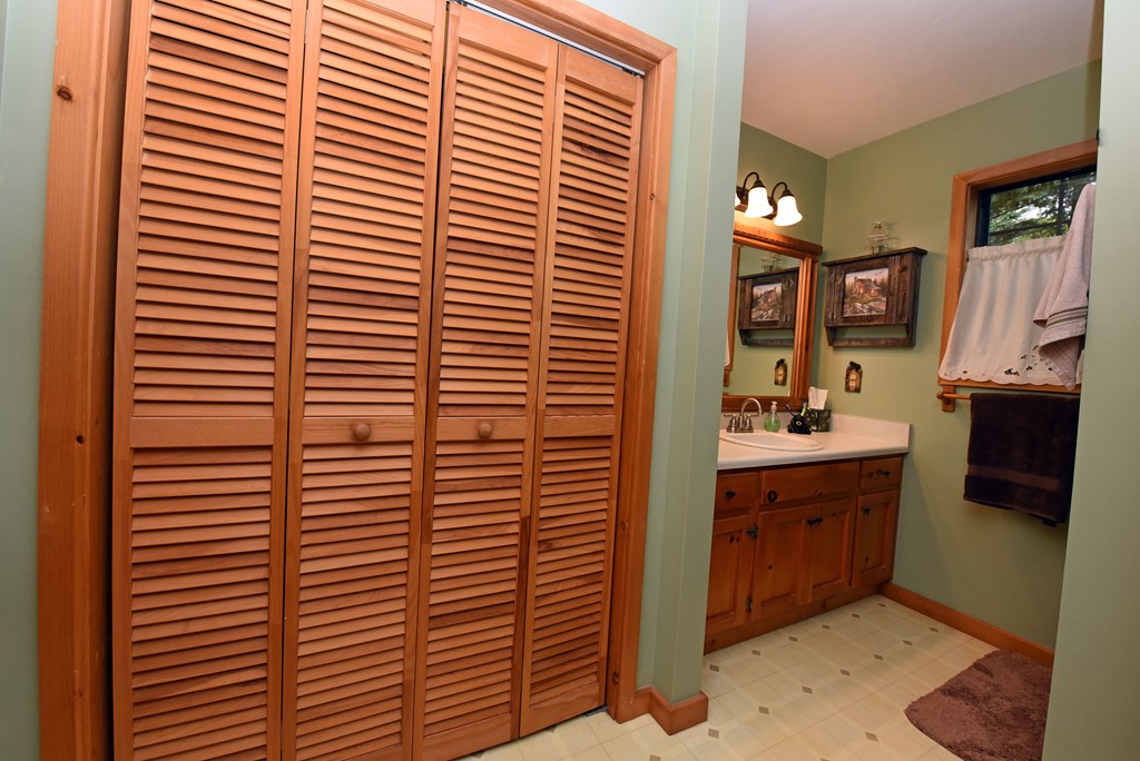 415043 Blairsville Residential