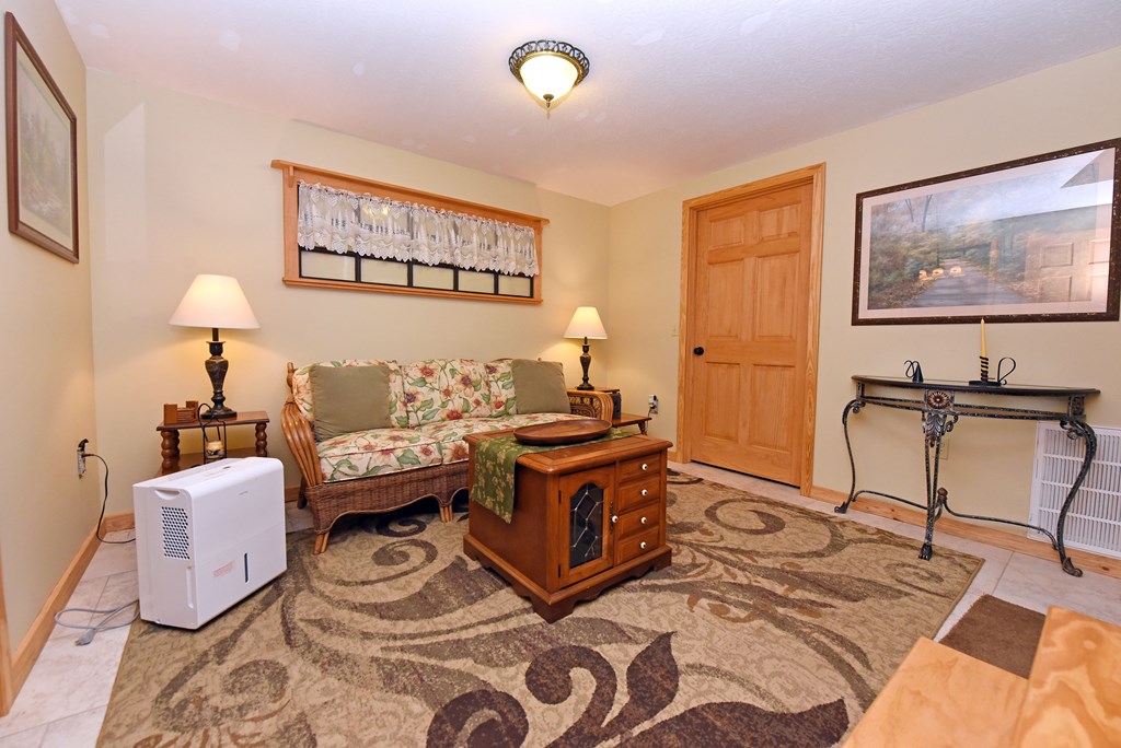 415043 Blairsville Residential