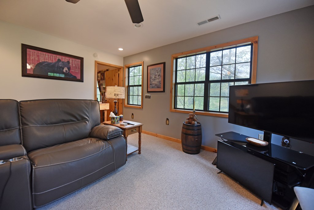 415043 Blairsville Residential