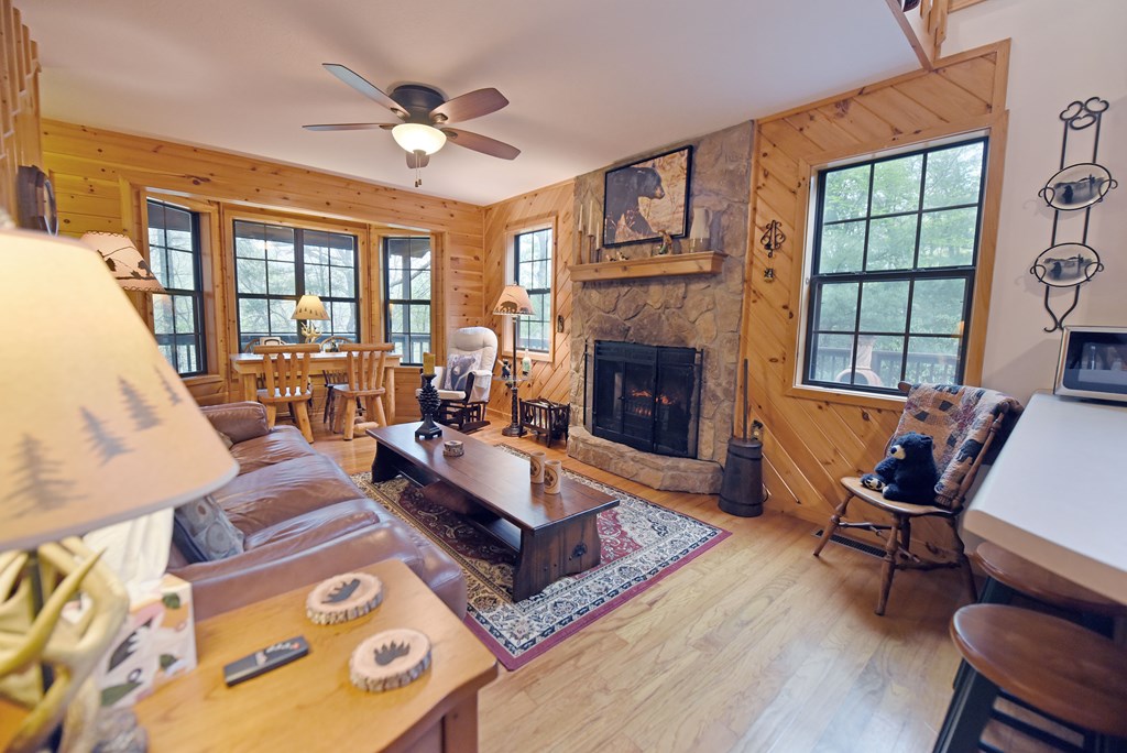 415043 Blairsville Residential
