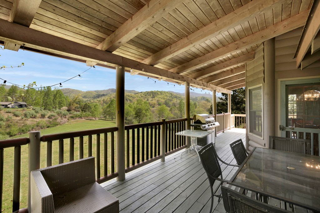 415045 Hayesville Residential