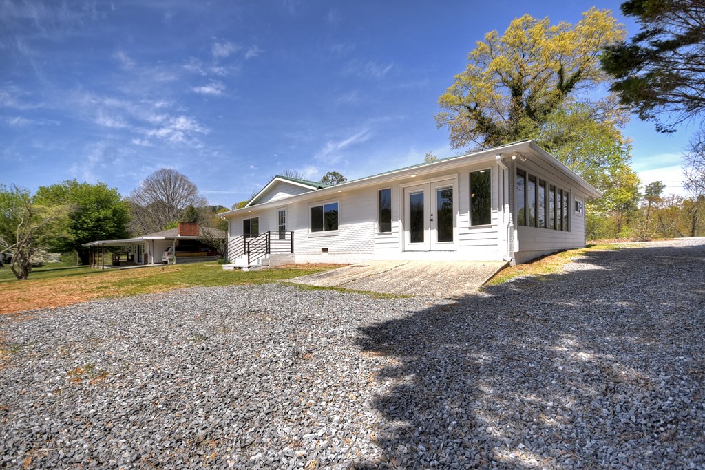 415046 Blue Ridge Residential