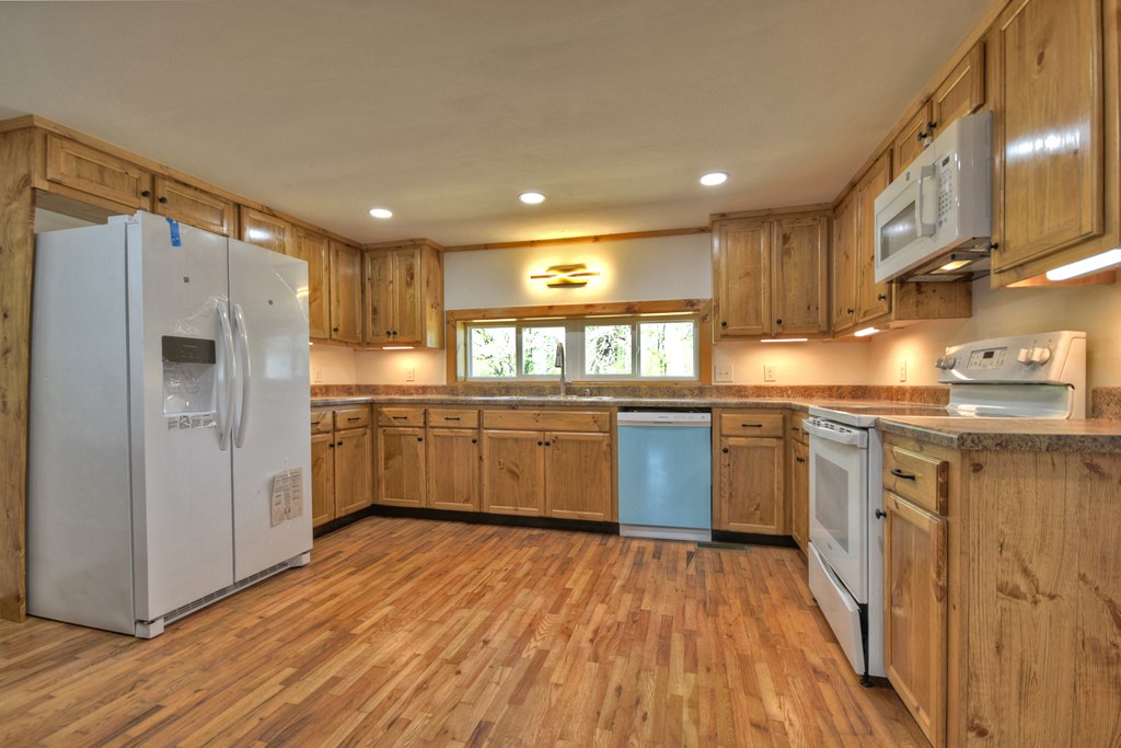 415046 Blue Ridge Residential