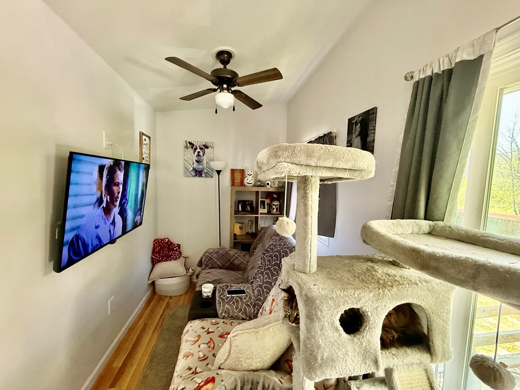 415056 Murphy Residential