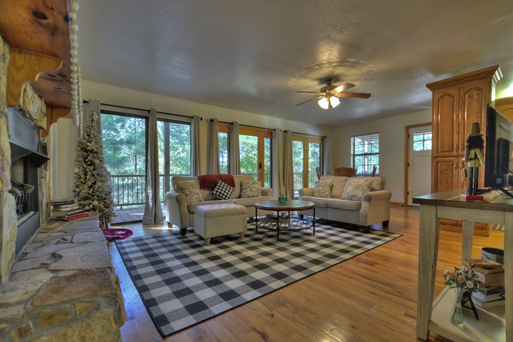 415062 Copperhill Residential