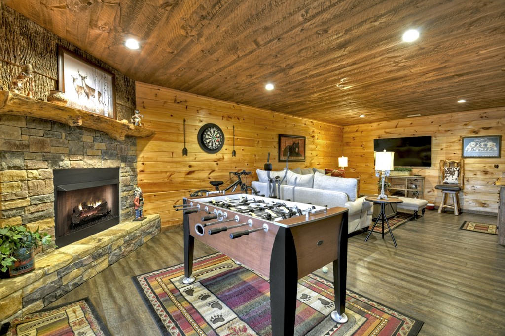 415077 Blue Ridge Residential