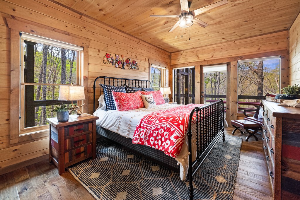 415086 Blue Ridge Residential