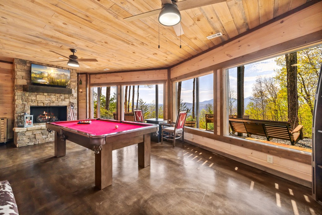 415087 Blue Ridge Residential