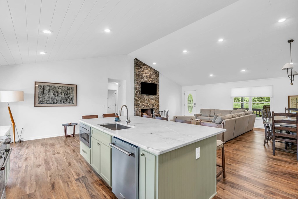 415089 Hiawassee Residential