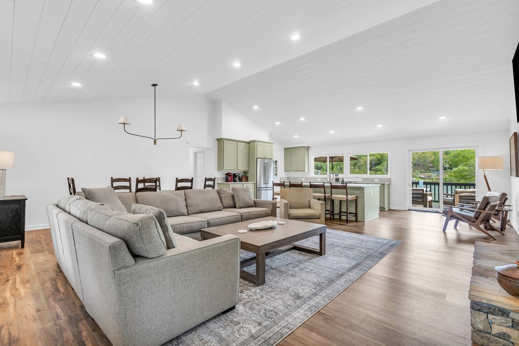 415089 Hiawassee Residential