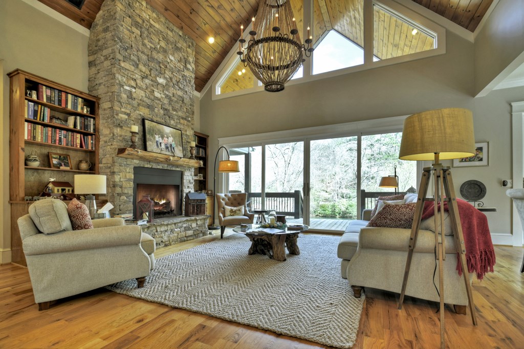 415091 Blue Ridge Residential