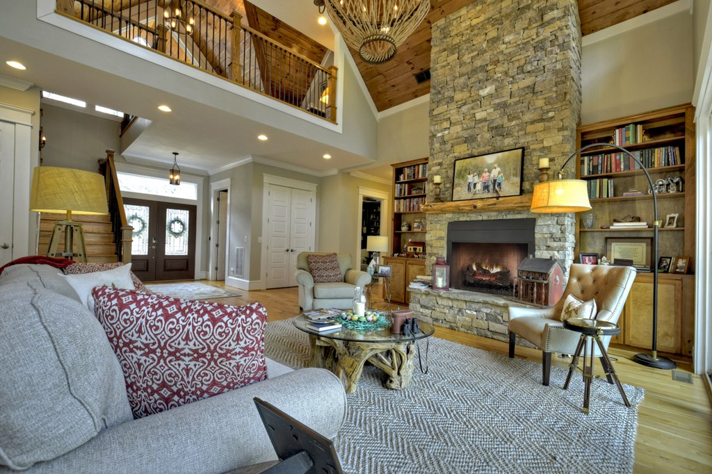 415091 Blue Ridge Residential