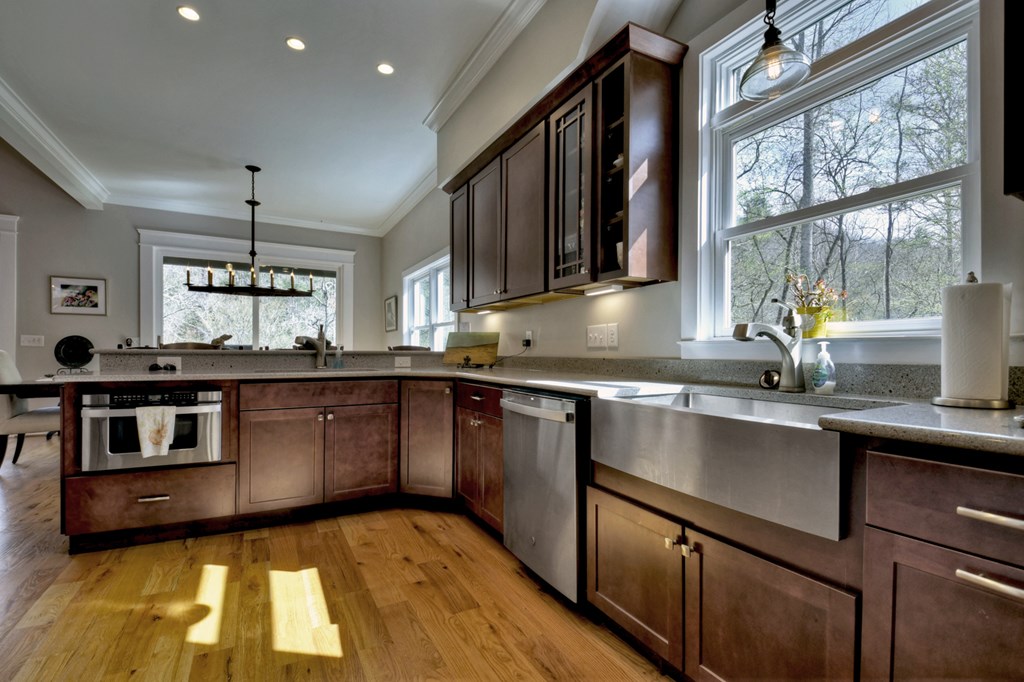 415091 Blue Ridge Residential