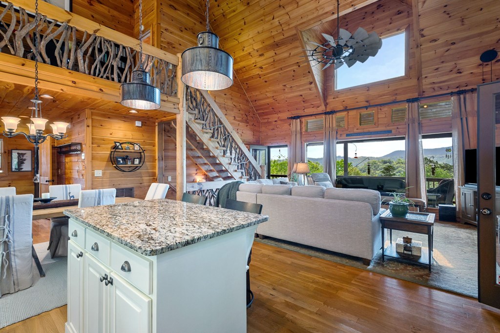 415094 Blue Ridge Residential