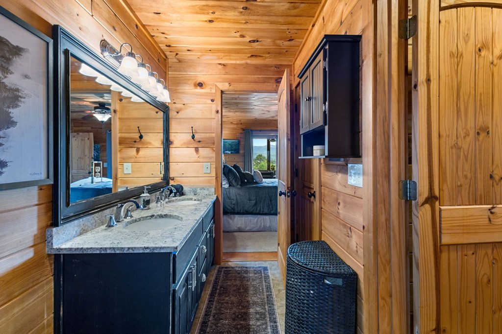 415094 Blue Ridge Residential