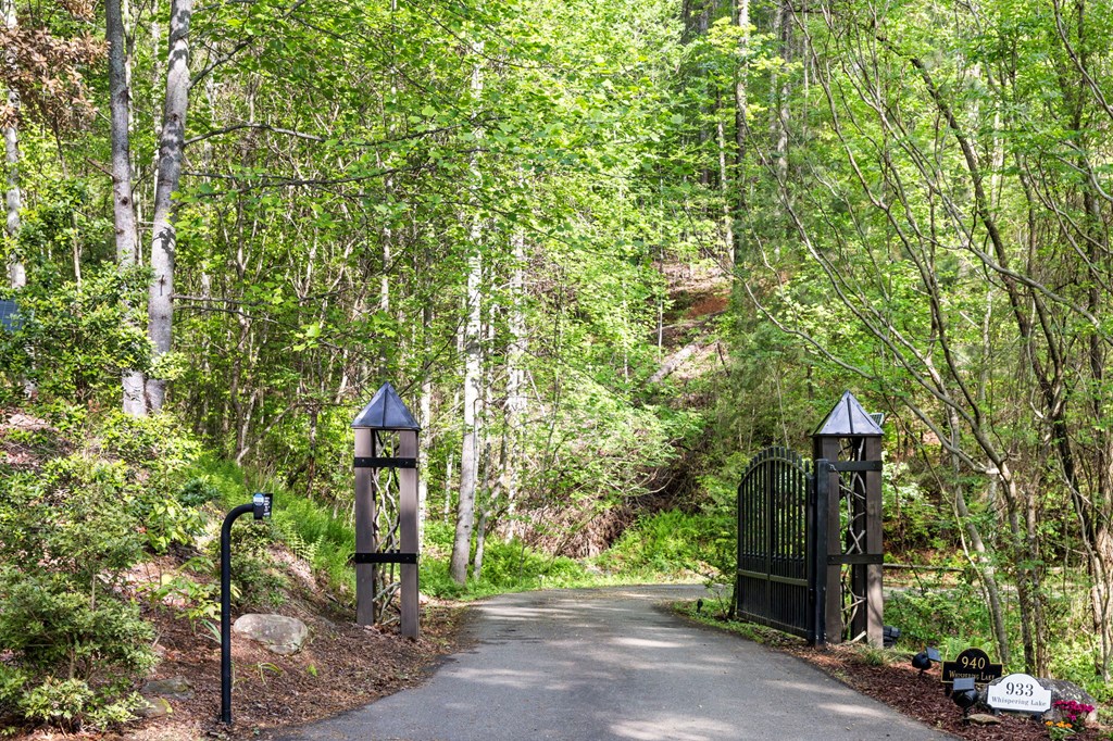 415094 Blue Ridge Residential
