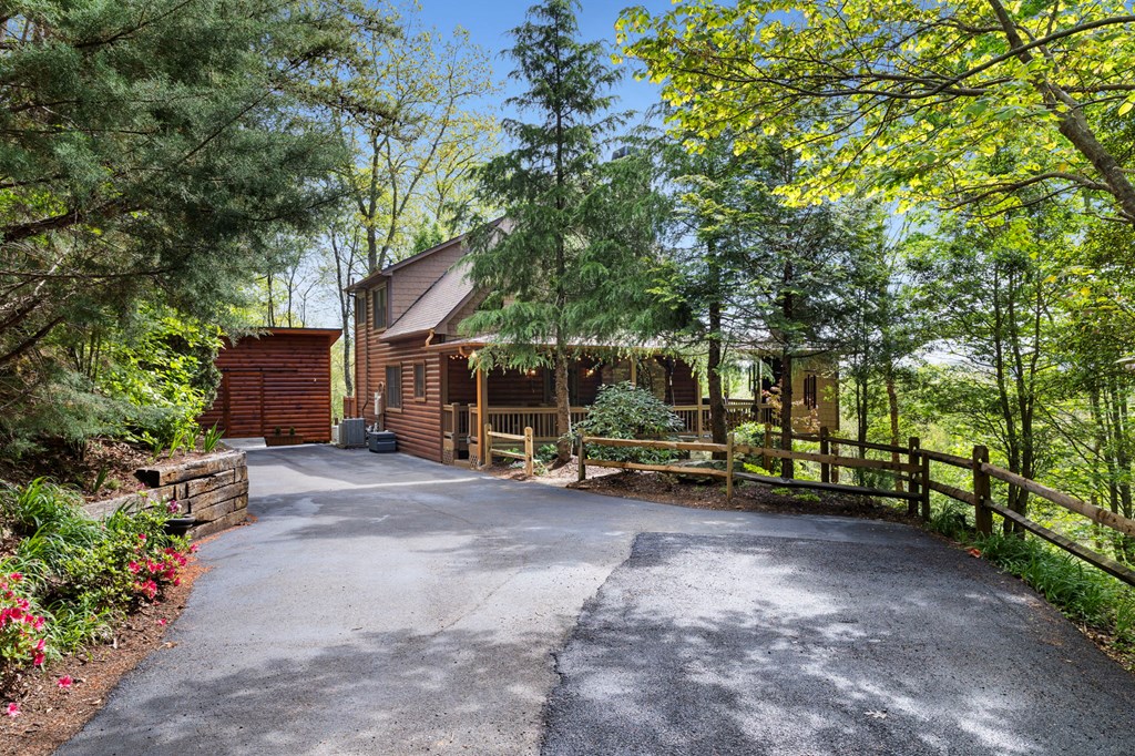 415094 Blue Ridge Residential