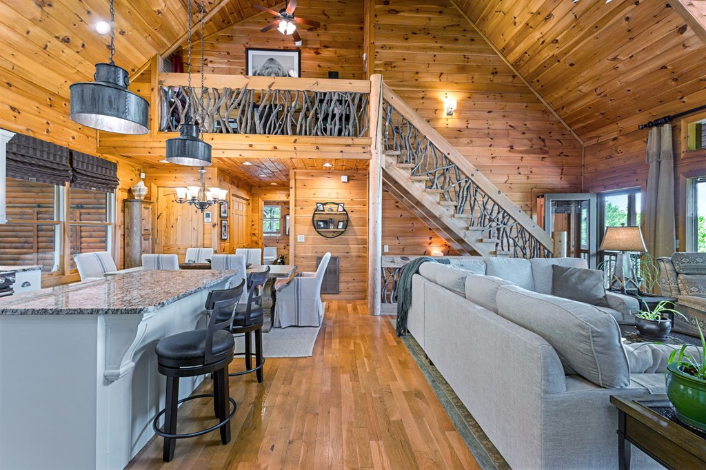 415094 Blue Ridge Residential
