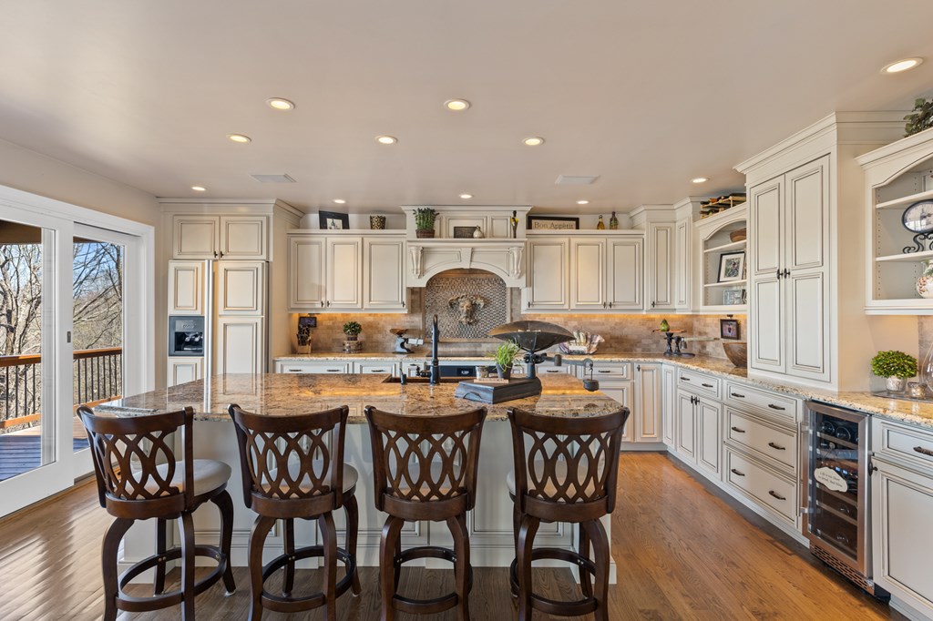 415095 Morganton Residential