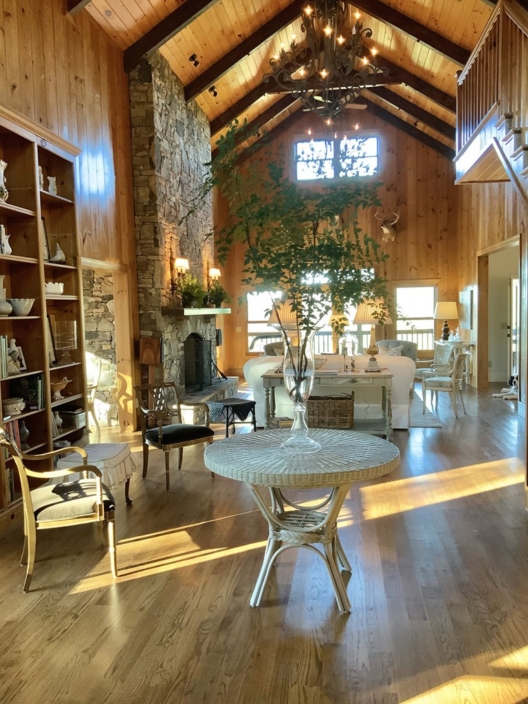 415108 Clayton Residential