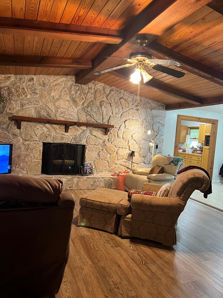 415112 Mineral Bluff Residential