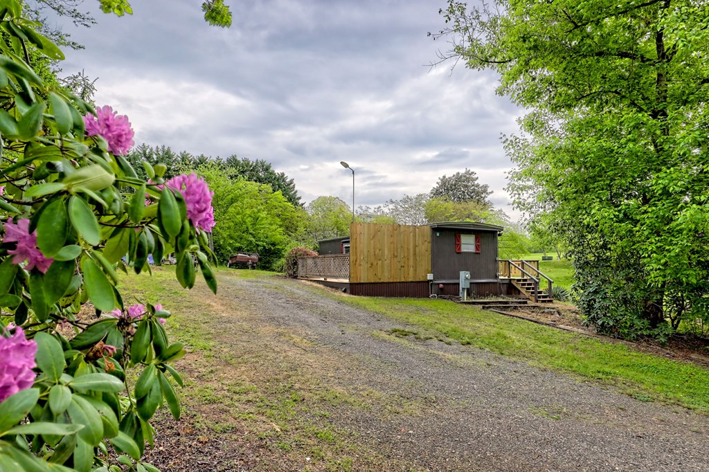 415118 Young Harris Residential