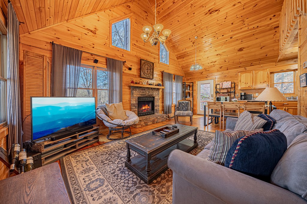 415121 Blue Ridge Residential