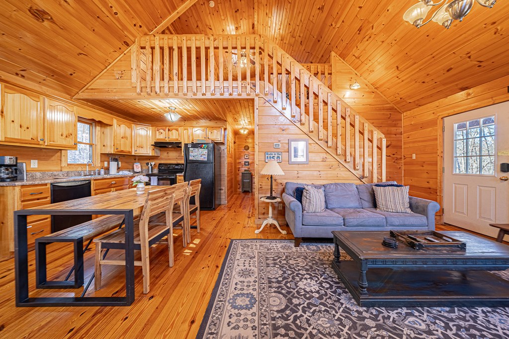 415121 Blue Ridge Residential