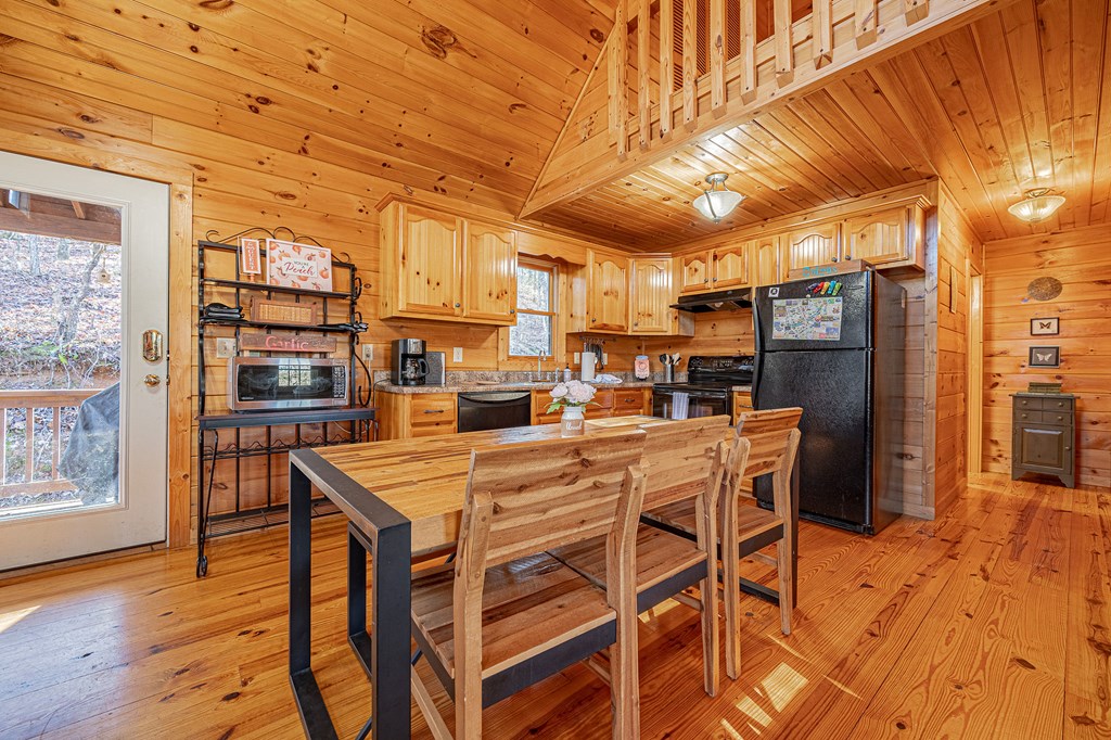 415121 Blue Ridge Residential