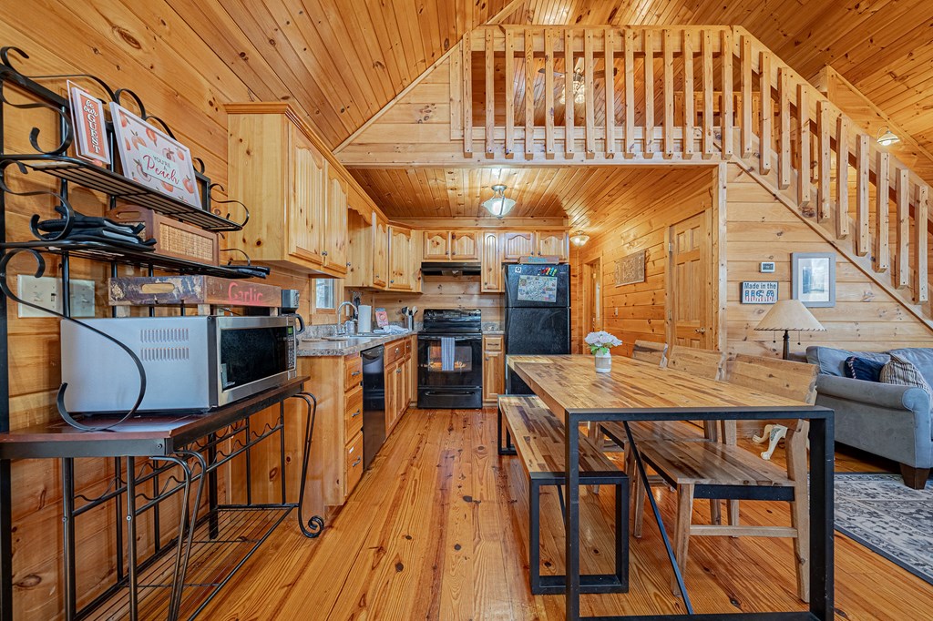 415121 Blue Ridge Residential