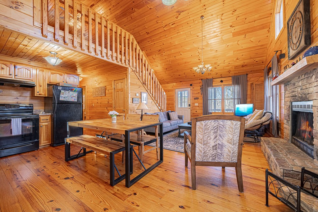 415121 Blue Ridge Residential