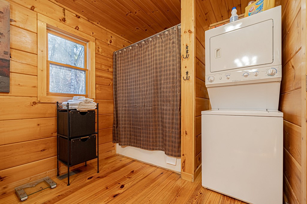 415121 Blue Ridge Residential