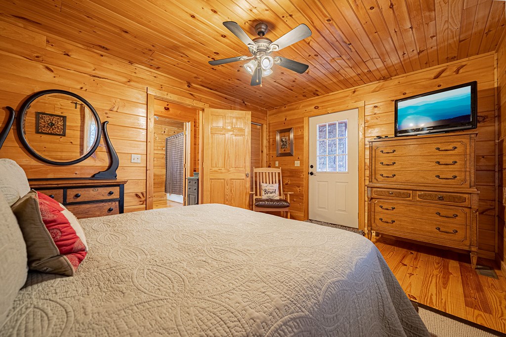 415121 Blue Ridge Residential