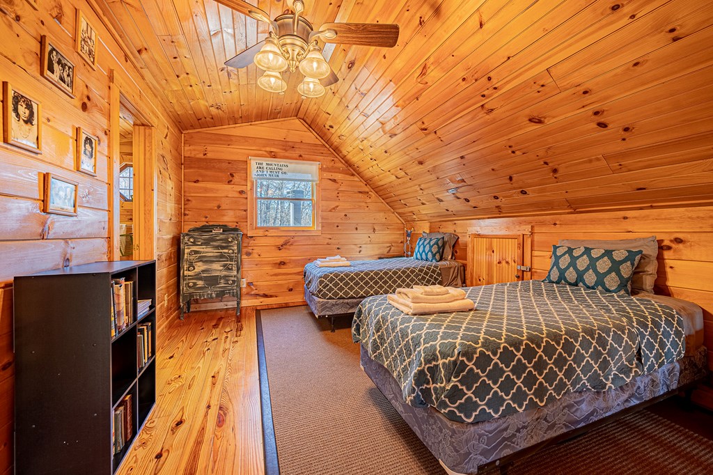 415121 Blue Ridge Residential