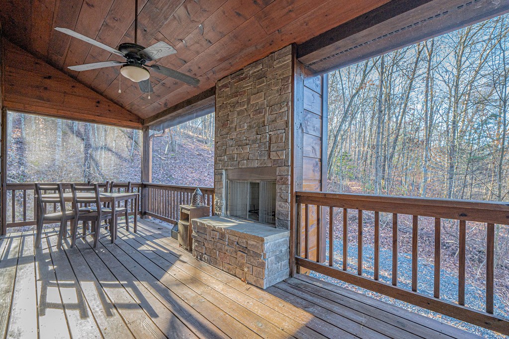 415121 Blue Ridge Residential