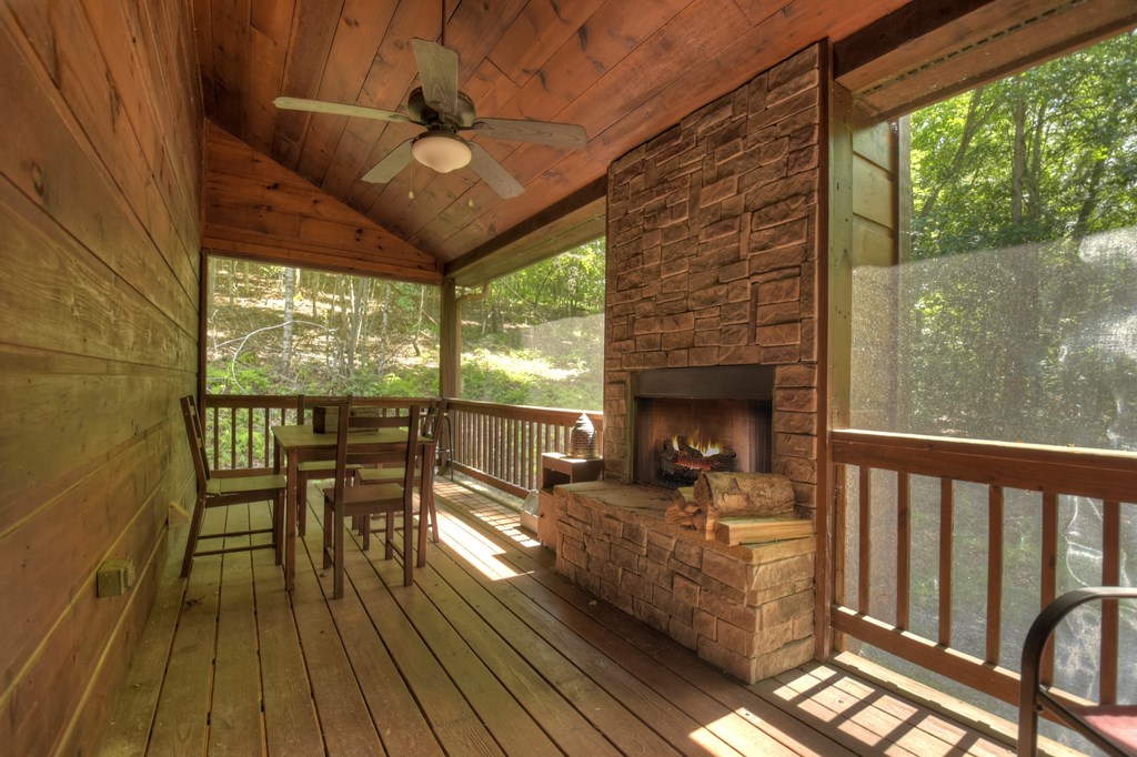 415121 Blue Ridge Residential