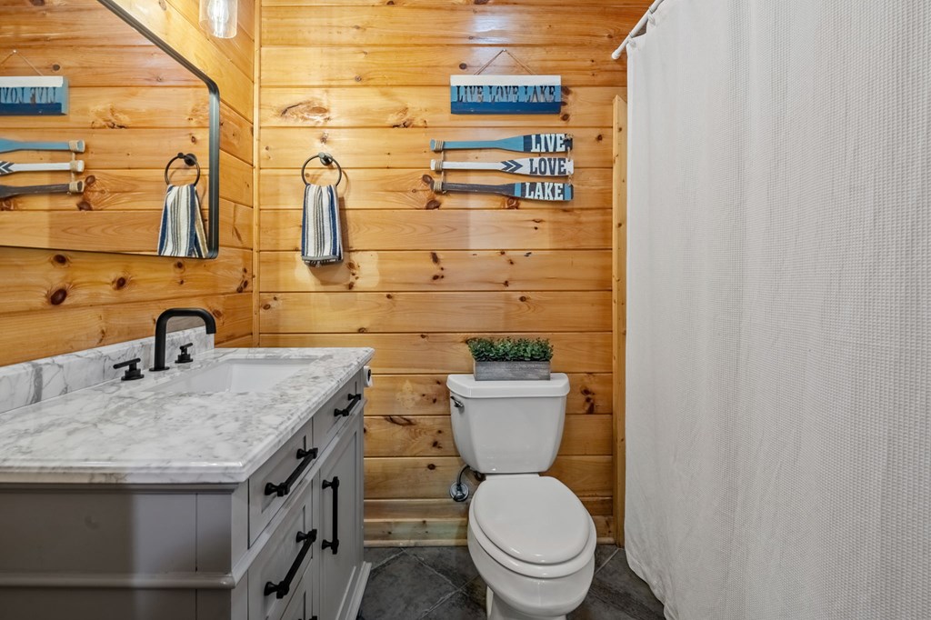 415122 Blue Ridge Residential