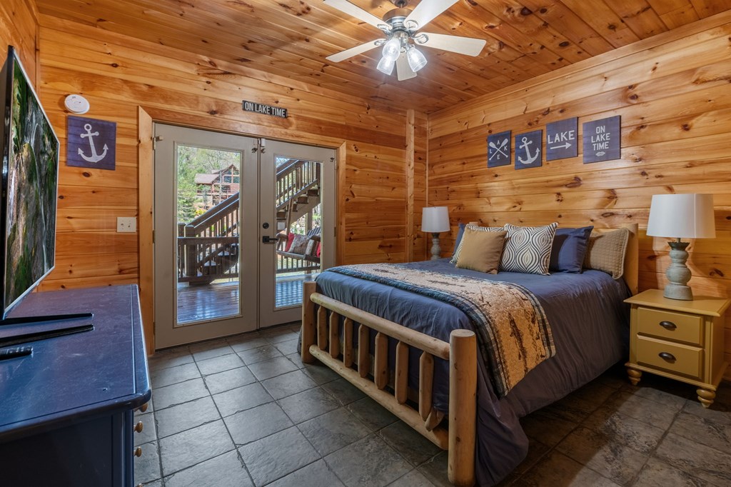 415122 Blue Ridge Residential